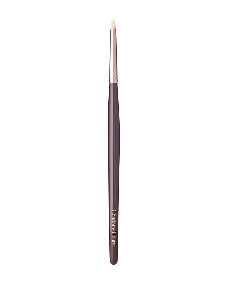 Eyeliner Makeup Brush Light & Precise Charlotte Tilbury